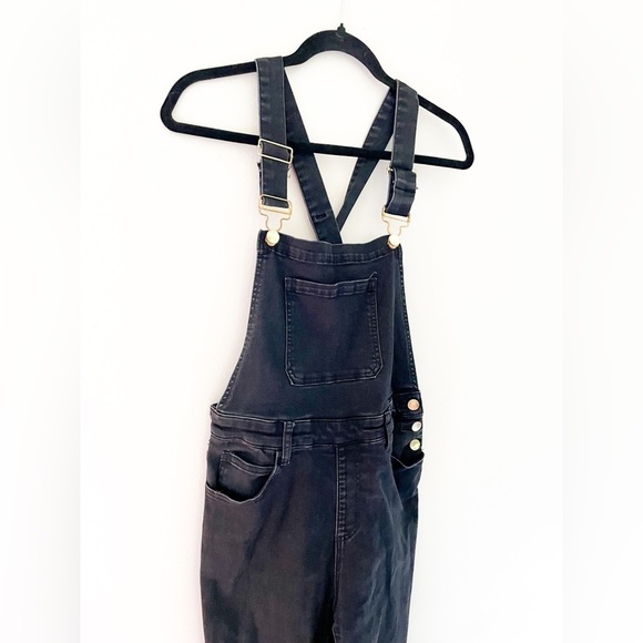 Revolve WeWoreWhat High Rise Skinny Overalls in Black Size M Stretch Gold Button - Picture 5 of 10